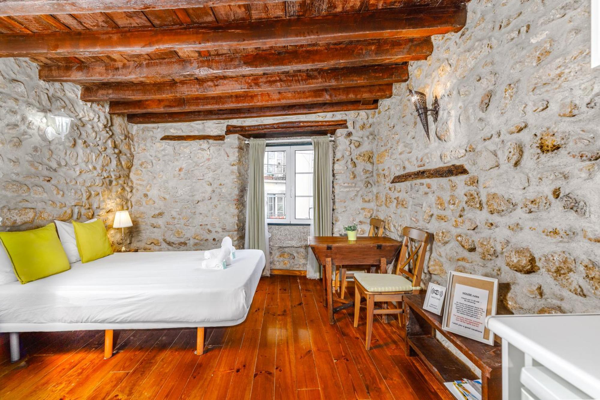 Medieval Apartament Alfama-Center ลิสบอน ภายนอก รูปภาพ